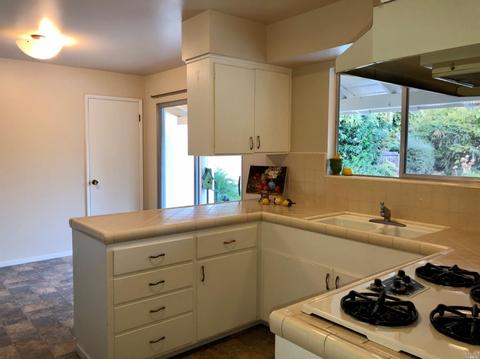 842 E 2 Nd St, Sonoma, CA 95476 photo 9