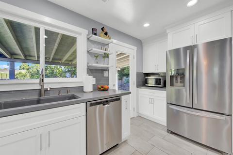 61 Eldridge Ave, Vacaville, CA 95688 photo 14
