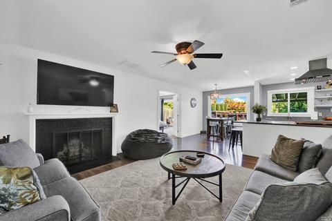 61 Eldridge Ave, Vacaville, CA 95688 photo 3