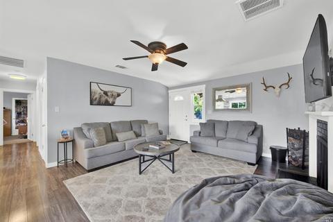 61 Eldridge Ave, Vacaville, CA 95688 photo 5