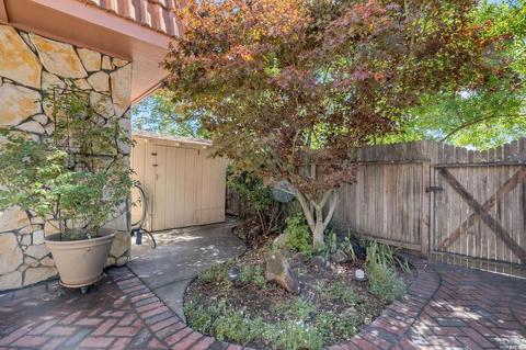 750 Marsh Dr, Napa, CA 94558 photo 5