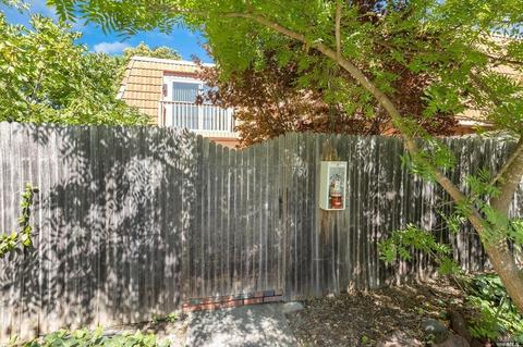 750 Marsh Dr, Napa, CA 94558 photo 38