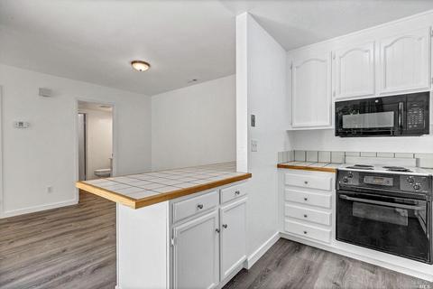 750 Marsh Dr, Napa, CA 94558 photo 14