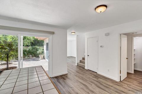 750 Marsh Dr, Napa, CA 94558 photo 18