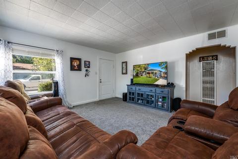 163 Cresta Dr, Ukiah, CA 95482 photo 4