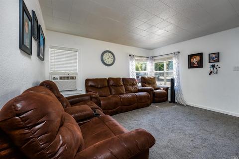 163 Cresta Dr, Ukiah, CA 95482 photo 5