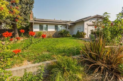 1060 Sparrow Ln, Fairfield, CA 94533 photo 3