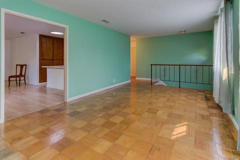 1060 Sparrow Ln, Fairfield, CA 94533 photo 12