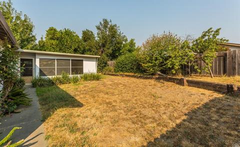 1060 Sparrow Ln, Fairfield, CA 94533 photo 36