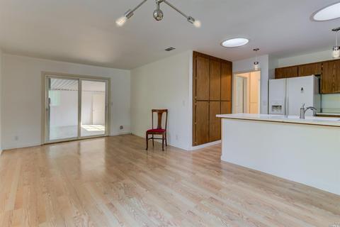 1060 Sparrow Ln, Fairfield, CA 94533 photo 14