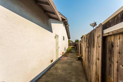 1060 Sparrow Ln, Fairfield, CA 94533 photo 35