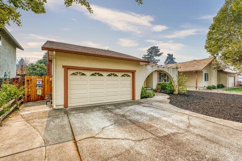 643 Costa Dr, Napa, CA 94558 photo 1