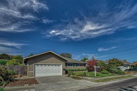 10 Flying Cloud Crse, Corte Madera, CA 94925 photo 2
