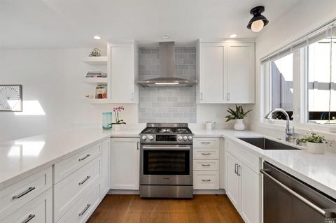 87 Marin Ave, Sausalito, CA 94965 photo 14