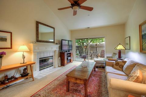754 Pearl Bailey Ct, Windsor, CA 95492 photo 12
