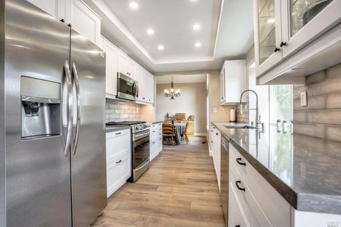 9224 Piccadilly Cir, Windsor, CA 95492 photo 9