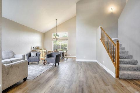 9224 Piccadilly Cir, Windsor, CA 95492 photo 19