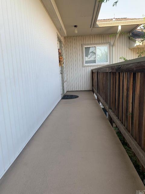 143 Lands End Ct, Vallejo, CA 94591 photo 12
