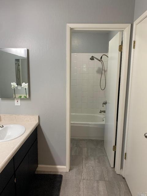 143 Lands End Ct, Vallejo, CA 94591 photo 37