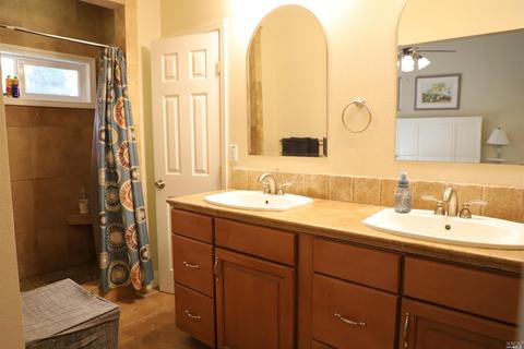 555 Walten Way, Windsor, CA 95492 photo 11