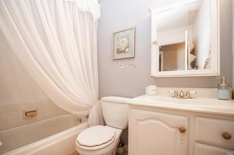 1390 Hemingway Ct, Dixon, CA 95620 photo 25