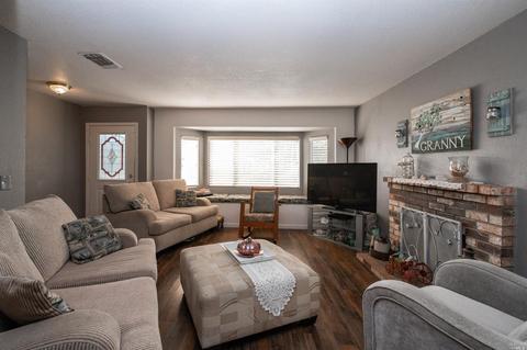 1390 Hemingway Ct, Dixon, CA 95620 photo 10