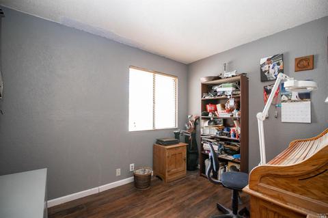 1390 Hemingway Ct, Dixon, CA 95620 photo 21