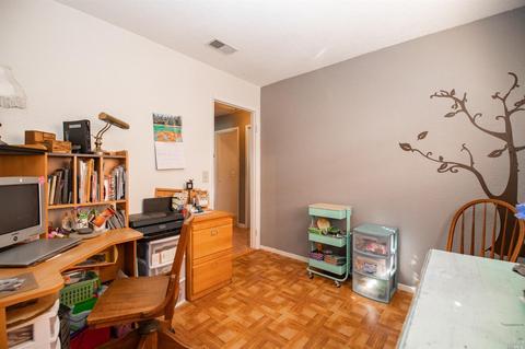 1390 Hemingway Ct, Dixon, CA 95620 photo 33