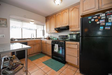 1390 Hemingway Ct, Dixon, CA 95620 photo 19