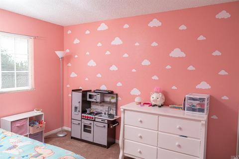 107 Saint Marys Pl, Vallejo, CA 94589 photo 12