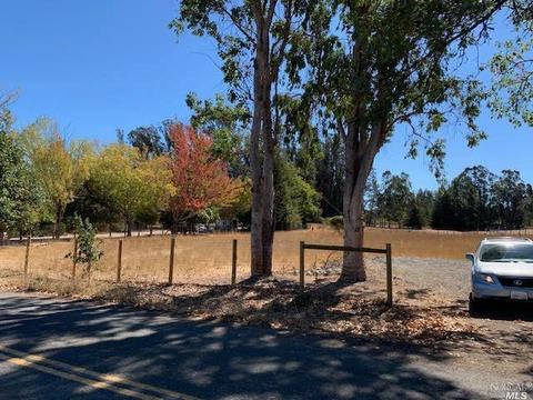 854 W School St, Cotati, CA 94931 photo 2