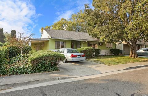 243 E Kentucky St, Fairfield, CA 94533 photo 2