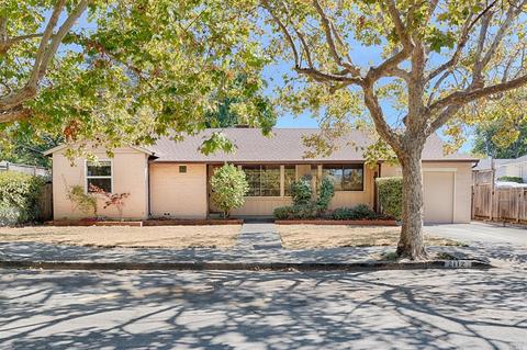 2112 E Haven Dr, Santa Rosa, CA 95404 photo 1