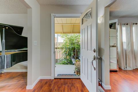 240 Nugent Drive Dr, Vallejo, CA 94589 photo 5