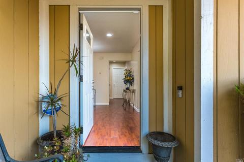 240 Nugent Drive Dr, Vallejo, CA 94589 photo 4