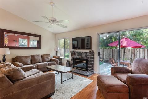 236 La Quinta Dr, Windsor, CA 95492 photo 11