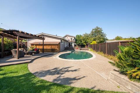 70 Corte Roble Ct, Novato, CA 94949 photo 33