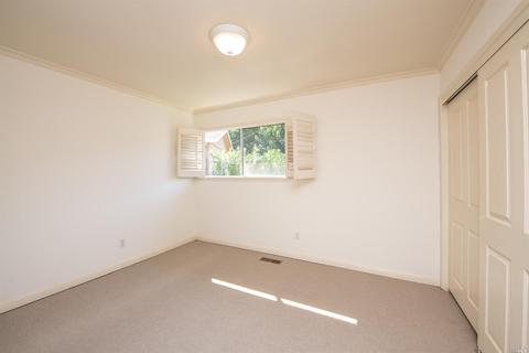 70 Corte Roble Ct, Novato, CA 94949 photo 24
