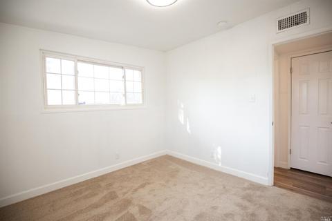 325 Hemlock St, Vacaville, CA 95688 photo 30