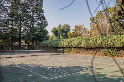 596 Arcadia Dr, Vacaville, CA 95687 photo 44