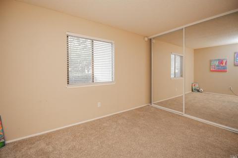 596 Arcadia Dr, Vacaville, CA 95687 photo 24