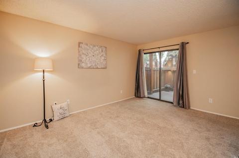 596 Arcadia Dr, Vacaville, CA 95687 photo 33