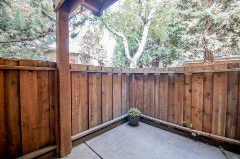 596 Arcadia Dr, Vacaville, CA 95687 photo 36