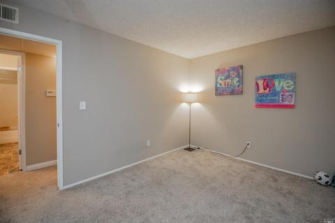 596 Arcadia Dr, Vacaville, CA 95687 photo 25