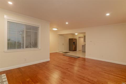 148 Toyon Dr, Vallejo, CA 94589 photo 9