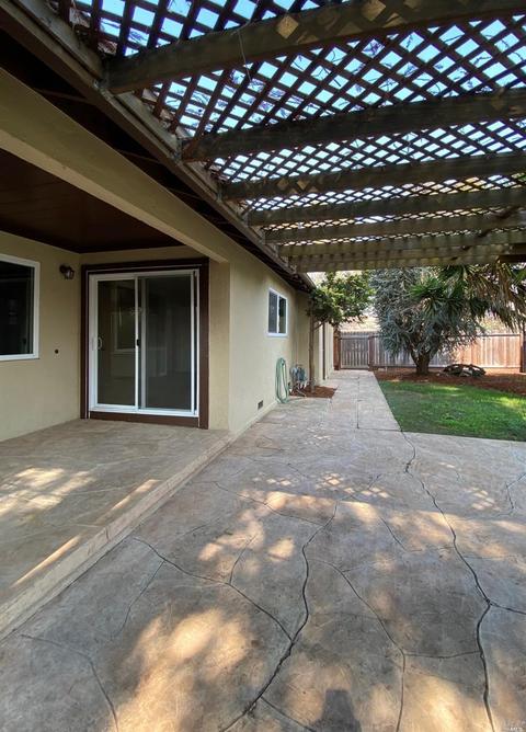 1107 Donner Pass Rd, Vallejo, CA 94589 photo 9