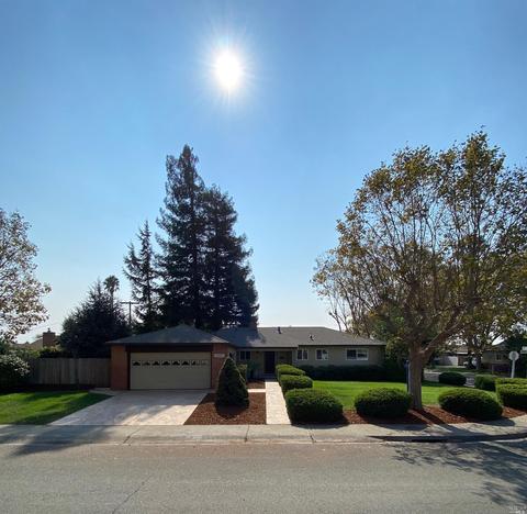 1107 Donner Pass Rd, Vallejo, CA 94589 photo 1