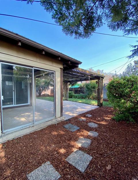 1107 Donner Pass Rd, Vallejo, CA 94589 photo 10