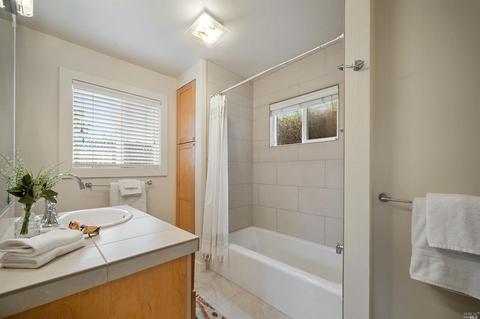 245 Cardinal Dr, Mill Valley, CA 94941 photo 23