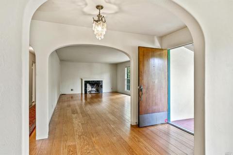 2 Berry Ln, Ross, CA 94957 photo 11